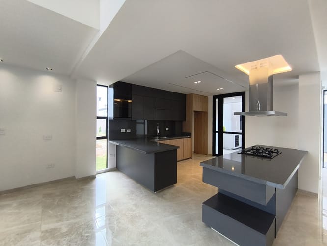 Casa de 3 alcobas en venta en Centro, Villa del Rosario, 202 m² · foto 4 de 23