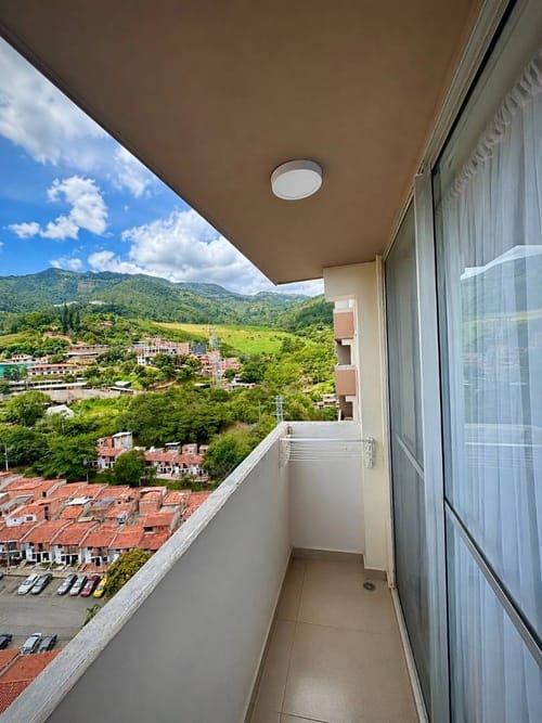 Apartamento de 2 alcobas en venta en Machado, Copacabana, 53 m² · foto 3 de 15