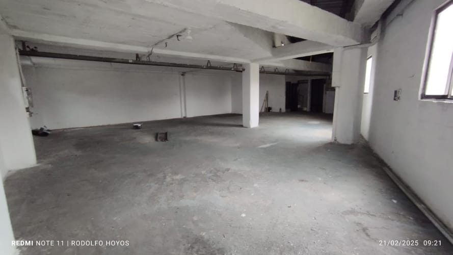 Bodega en venta en Trinidad, Medellín, 660 m² · foto 2 de 13