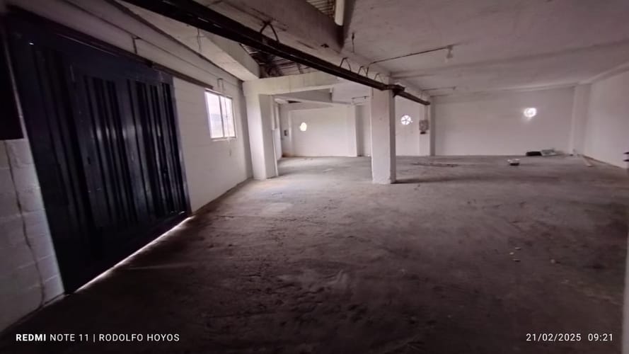 Bodega en venta en Trinidad, Medellín, 660 m² · foto 8 de 13