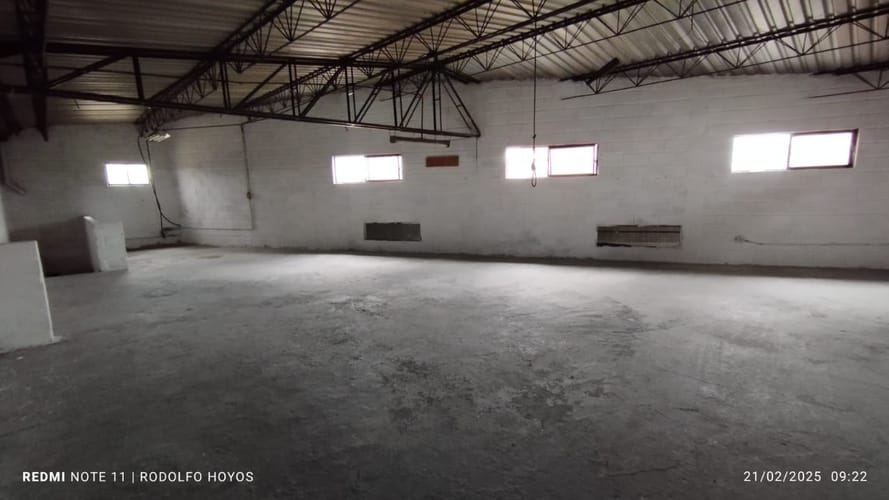 Bodega en venta en Trinidad, Medellín, 660 m² · foto 13 de 13
