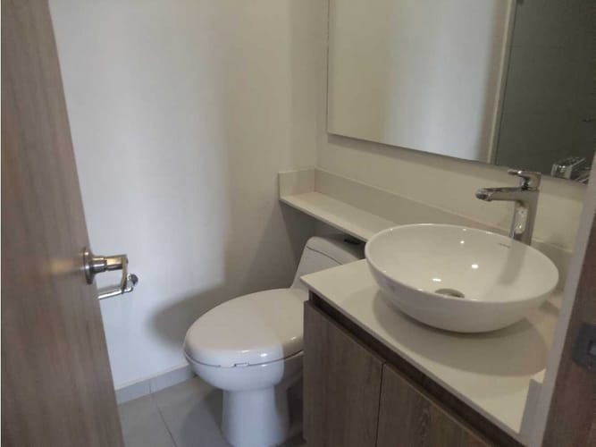 Apartamento de 3 alcobas en venta en San Jose, Sabaneta, 85 m² · foto 7 de 13