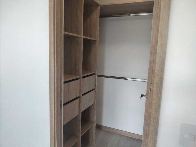 Apartamento de 3 alcobas en venta en San Jose, Sabaneta, 85 m² · foto 12 de 13