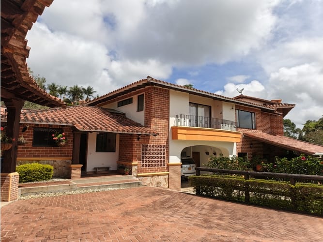 Finca en venta en Aeropuerto, Rionegro, 14878 m² · foto 2 de 24