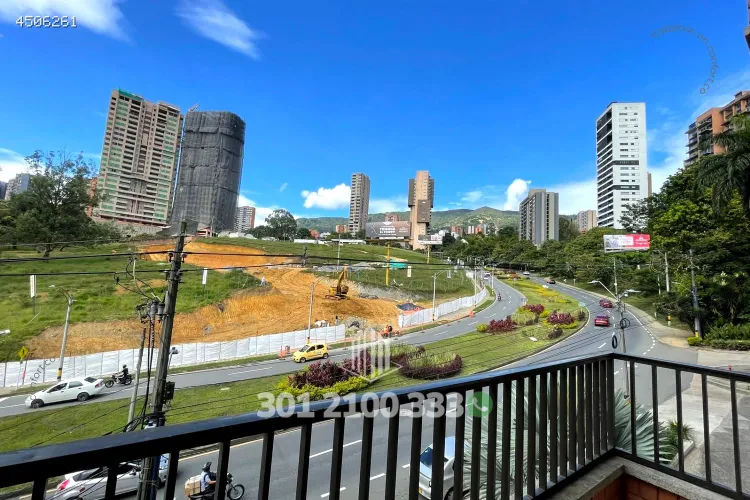 Apartamento en venta en El Poblado, Medellín · foto 4 de 24
