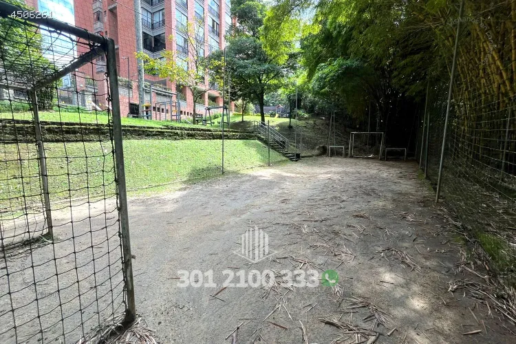 Apartamento en venta en El Poblado, Medellín · foto 24 de 24