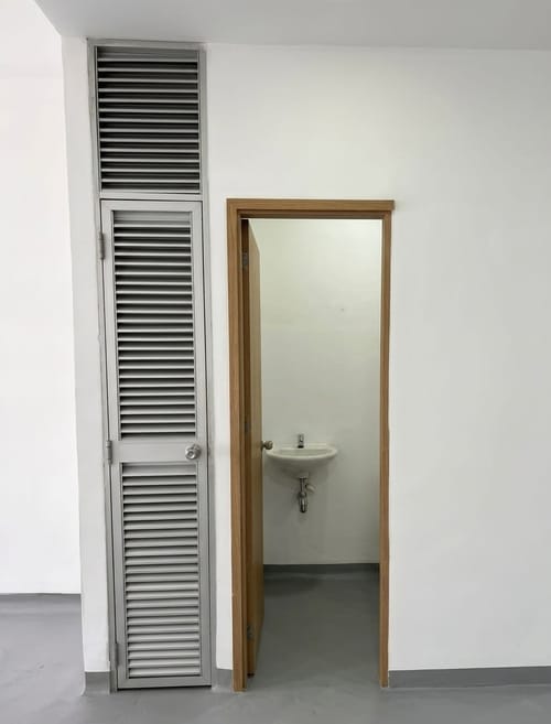 Local en arriendo en Colombia, Medellín, 90 m² · foto 6 de 6
