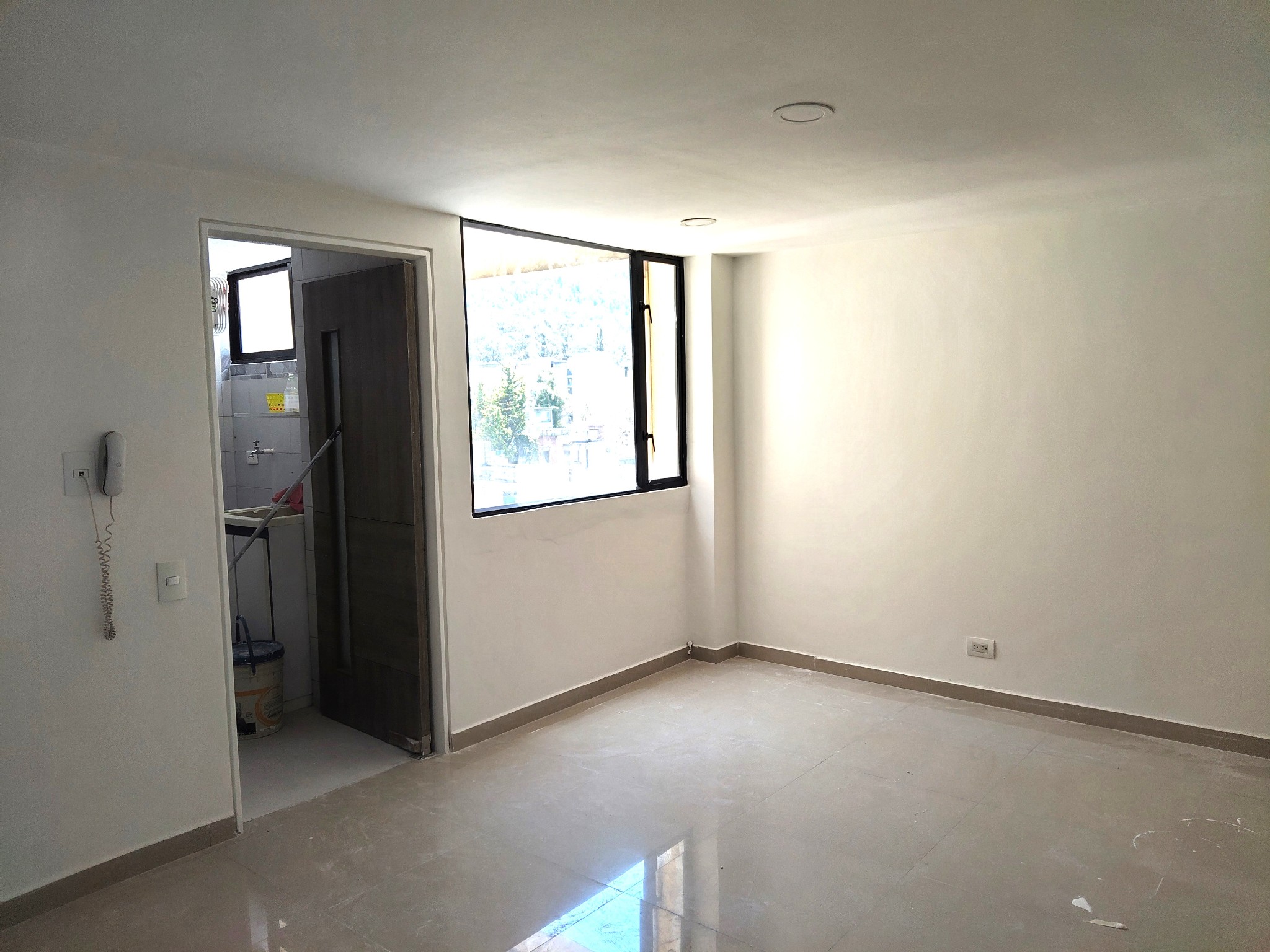 Apartamento en arriendo en Chapinero, Bogotá · foto 3 de 17