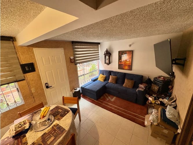 Casa de 4 alcobas en venta en El Redil, Bogotá, 72 m² · foto 2 de 24
