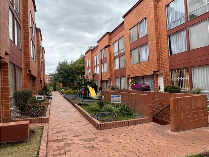 Casa de 4 alcobas en venta en El Redil, Bogotá, 72 m² · foto 19 de 24