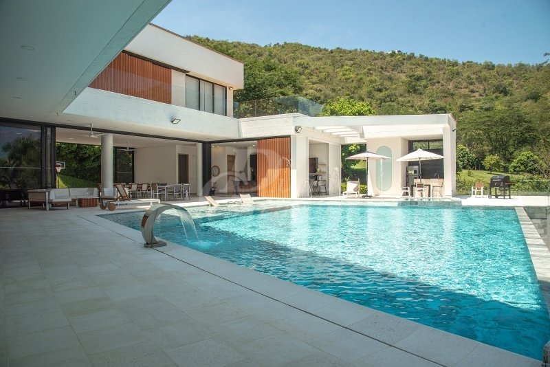 9BR Country House in El espinal (3940 m²) for Sale - 2