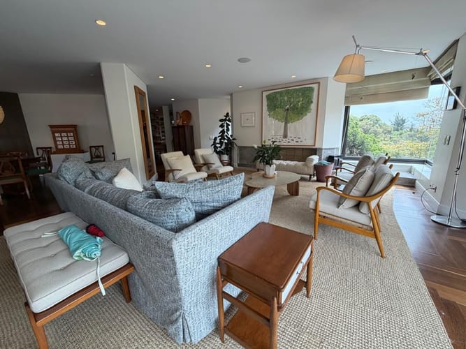 Apartamento de 3 alcobas en venta en La Cabrera, Bogotá, 353 m² · foto 3 de 21