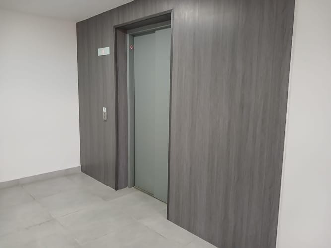 Oficina en arriendo en Belén, Medellín, 120 m² · foto 8 de 11