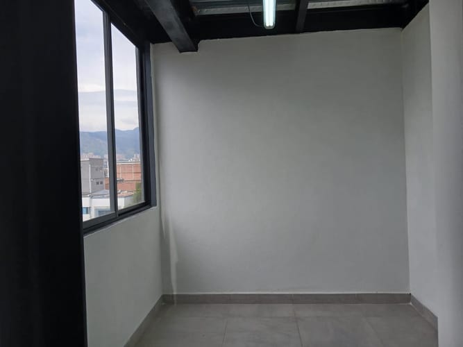 Oficina en arriendo en Belén, Medellín, 120 m² · foto 10 de 11