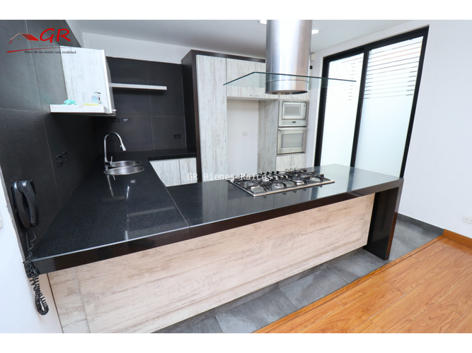 Casa de 4 alcobas en venta en Parcelas, Cota, 320 m² · foto 9 de 24