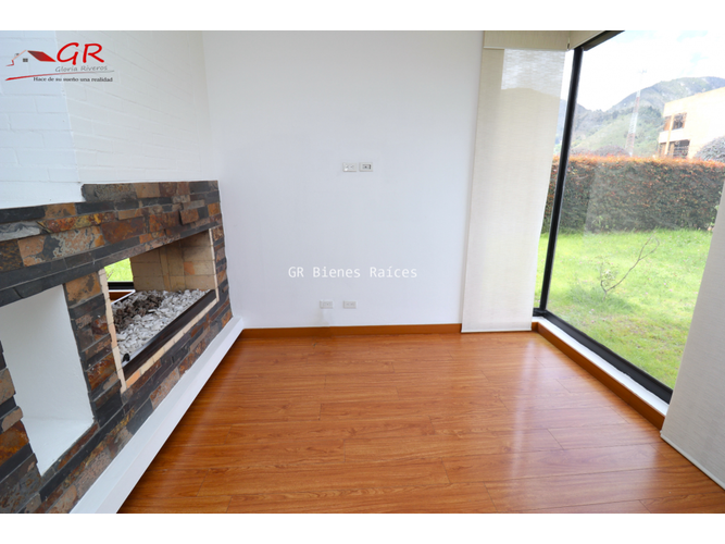 Casa de 4 alcobas en venta en Parcelas, Cota, 320 m² · foto 10 de 24