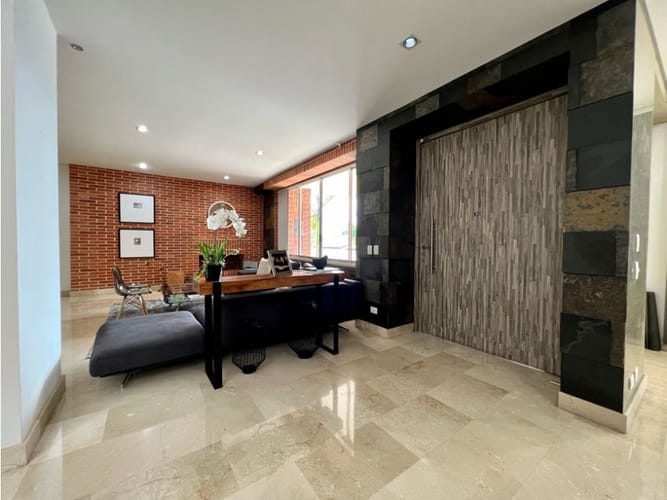 Casa de 5 alcobas en venta en Altos Del Poblado, Medellín, 680 m² · foto 5 de 24