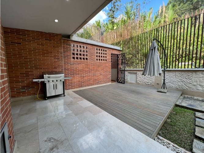 Casa de 5 alcobas en venta en Altos Del Poblado, Medellín, 680 m² · foto 6 de 24