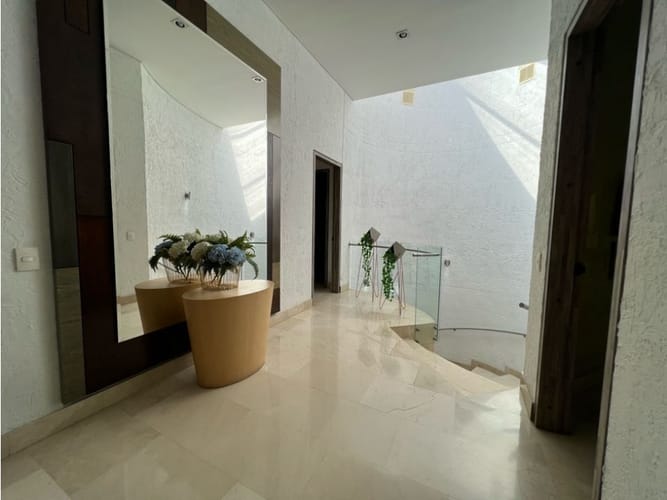 Casa de 5 alcobas en venta en Altos Del Poblado, Medellín, 680 m² · foto 11 de 24
