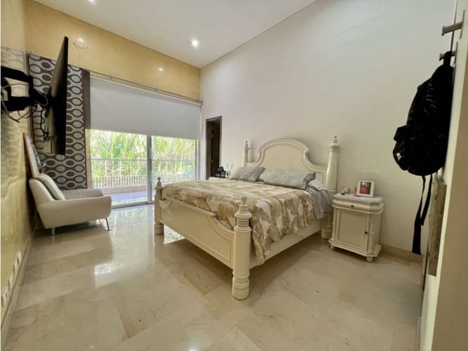 Casa de 5 alcobas en venta en Altos Del Poblado, Medellín, 680 m² · foto 18 de 24