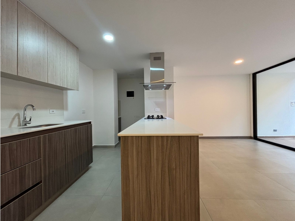 Apartamento en venta en El Salado, Envigado · foto 3 de 13