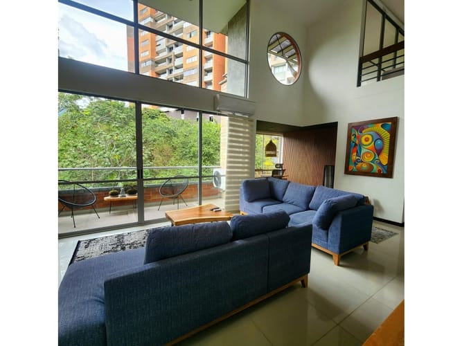 Apartaestudio en venta en Loma Del Chocho, Envigado, 142 m² · foto 2 de 19