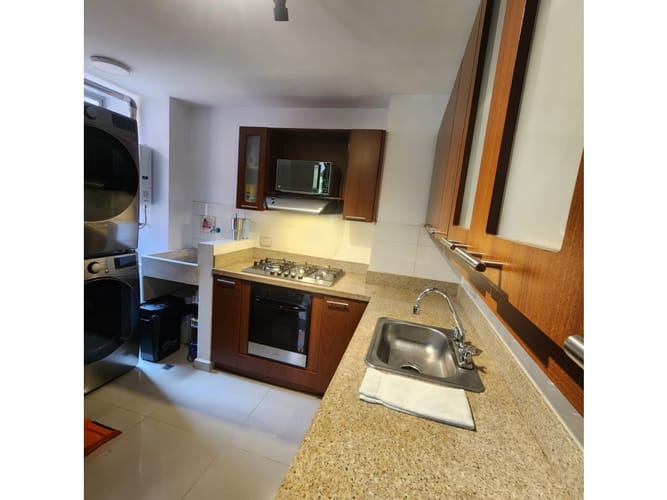 Apartaestudio en venta en Loma Del Chocho, Envigado, 142 m² · foto 4 de 19