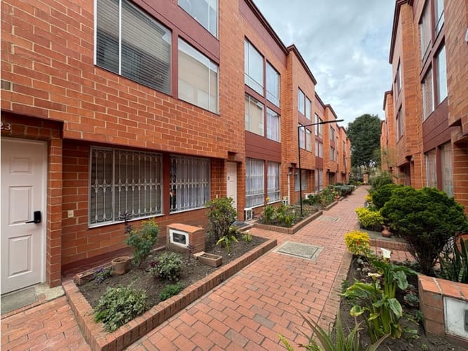 Casa de 4 alcobas en venta en El Redil, Bogotá, 72 m² · foto 20 de 24