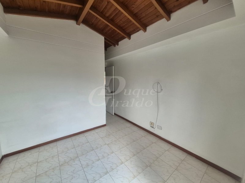 Apartamento en arriendo en Camino Verde, Envigado · foto 6 de 11