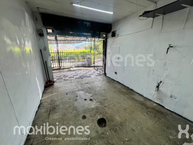 Local en arriendo en Pajarito, Medellín, 14 m² · foto 6 de 9