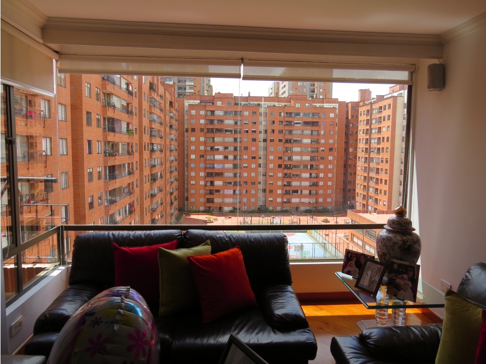 Apartamento en venta en Lagos De Cordoba, Bogotá · foto 9 de 24