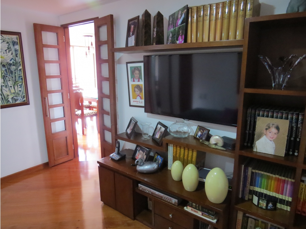 Apartamento en venta en Lagos De Cordoba, Bogotá · foto 20 de 24