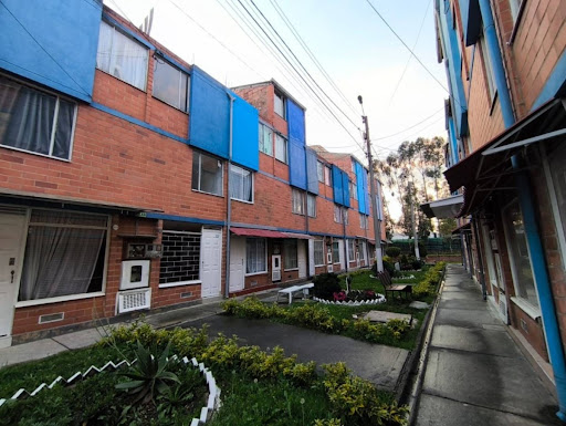 Casa en venta en El Recodo, Bogotá · foto 8 de 24