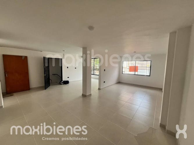 Local en arriendo en Castilla, Medellín, 120 m² · foto 2 de 11