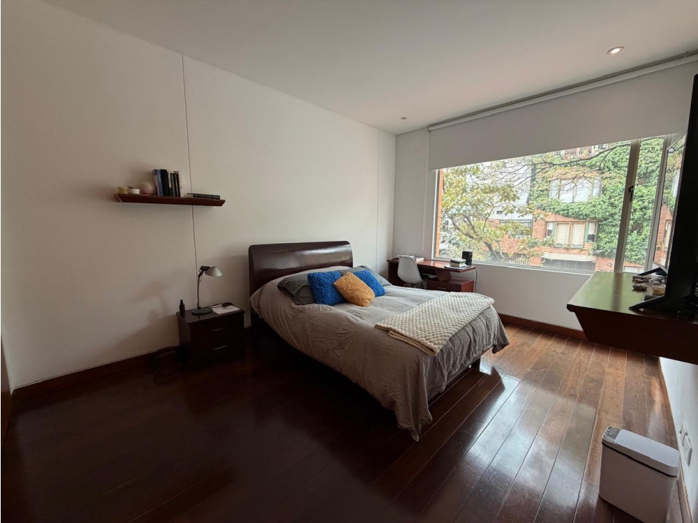 Apartamento en venta en Los Rosales, Bogotá · foto 11 de 14