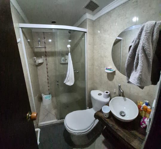 Apartamento de 2 alcobas en venta en Las Lomitas, Sabaneta, 51 m² · foto 3 de 12