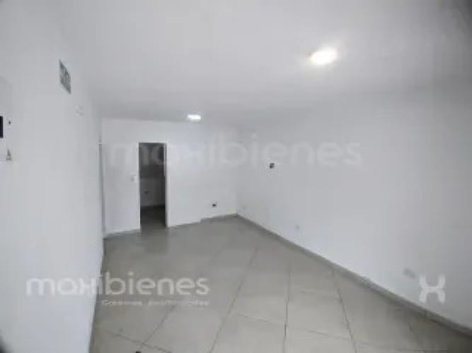 Local en arriendo en La Ceja, 20 m² · foto 4 de 12