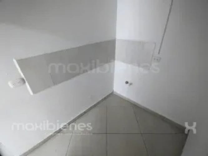 Local en arriendo en La Ceja, 20 m² · foto 6 de 12