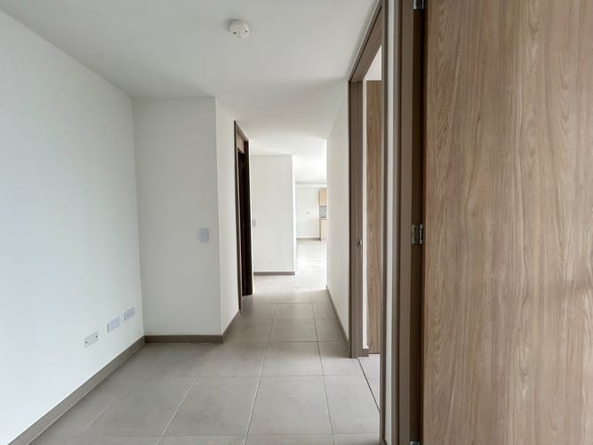 Apartamento de 3 alcobas en arriendo en Vereda Maria Auxiliadora, Envigado, 66 m² · foto 2 de 19