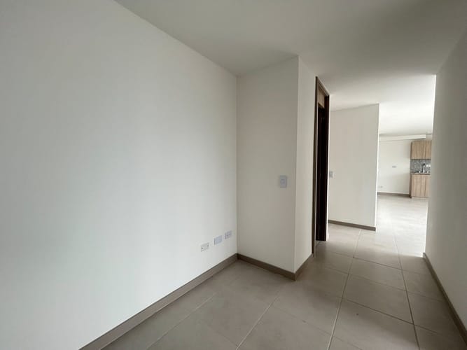 Apartamento de 3 alcobas en arriendo en Vereda Maria Auxiliadora, Envigado, 66 m² · foto 3 de 19