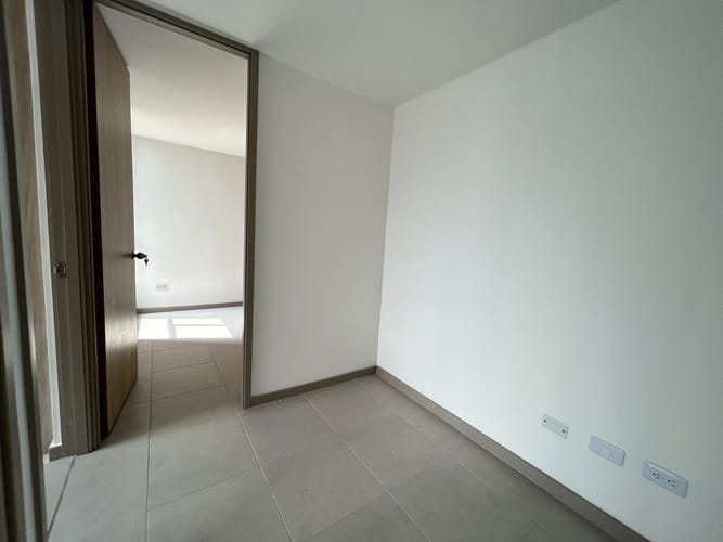 Apartamento de 3 alcobas en arriendo en Vereda Maria Auxiliadora, Envigado, 66 m² · foto 10 de 19