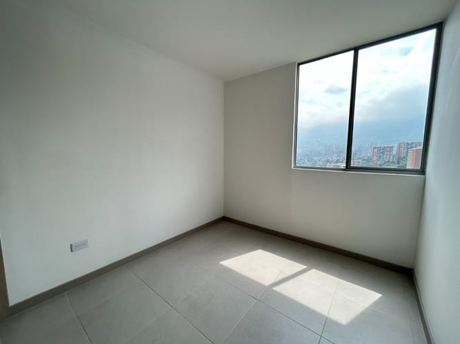 Apartamento de 3 alcobas en arriendo en Vereda Maria Auxiliadora, Envigado, 66 m² · foto 11 de 19
