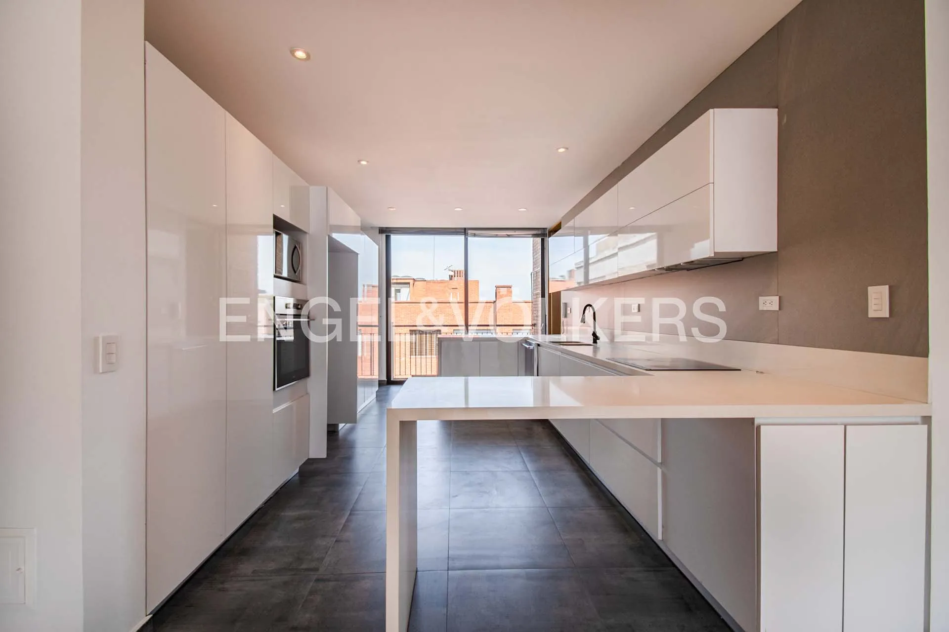 Apartamento en arriendo en Virrey, Bogotá · foto 4 de 17