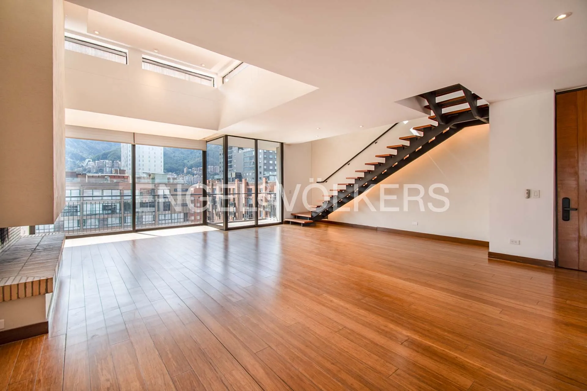 Apartamento en arriendo en Virrey, Bogotá · foto 2 de 17