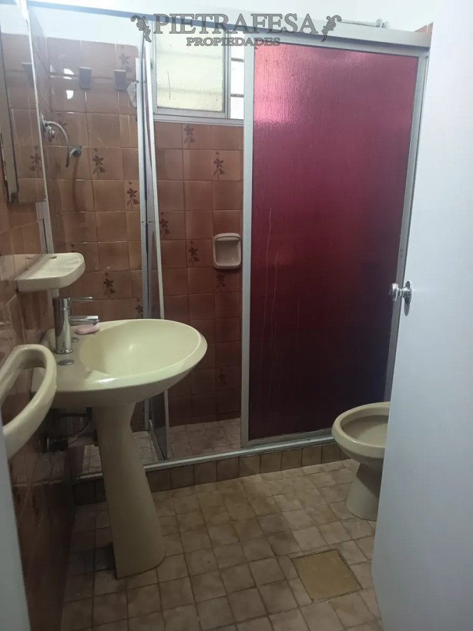 Casa en alquiler, 3 dormitorios, 2 baños, patio, cochera, barbacoa. Union. · Foto 11