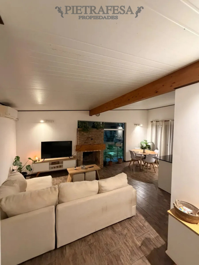 Casa en alquiler, 2 dormitorios, 1 baño, patio, barbacoa, cochera. Solymar. · Foto 5