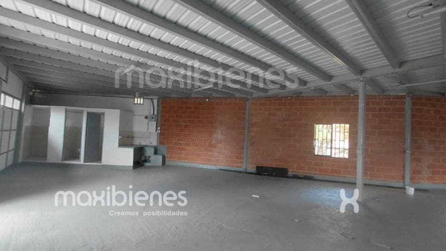 Bodega en arriendo en Las Brisas, La Estrella, 108 m² · foto 4 de 10