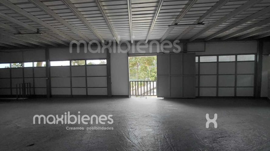 Bodega en arriendo en Las Brisas, La Estrella, 108 m² · foto 5 de 10