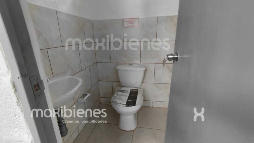 Bodega en arriendo en Las Brisas, La Estrella, 108 m² · foto 7 de 10