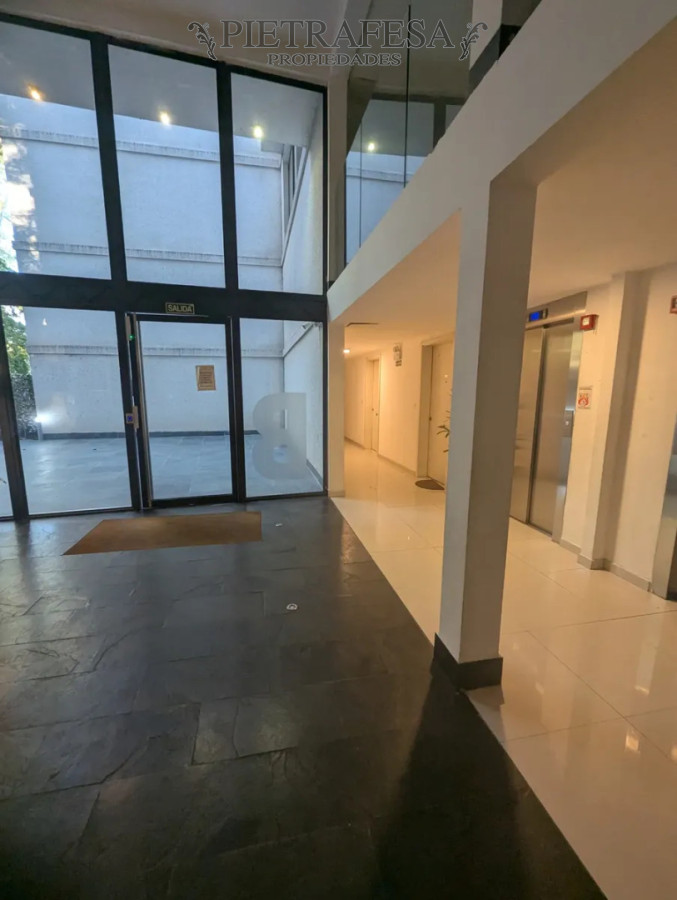 Apartamento en alquiler, 1 dormitorio, 1 baño, balcón, cochera. Prado. · Foto 12